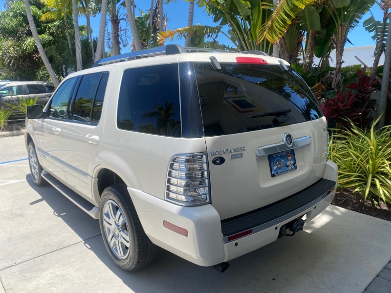 2007 Mercury Mountaineer SUV Premier 1 OWNER in ,