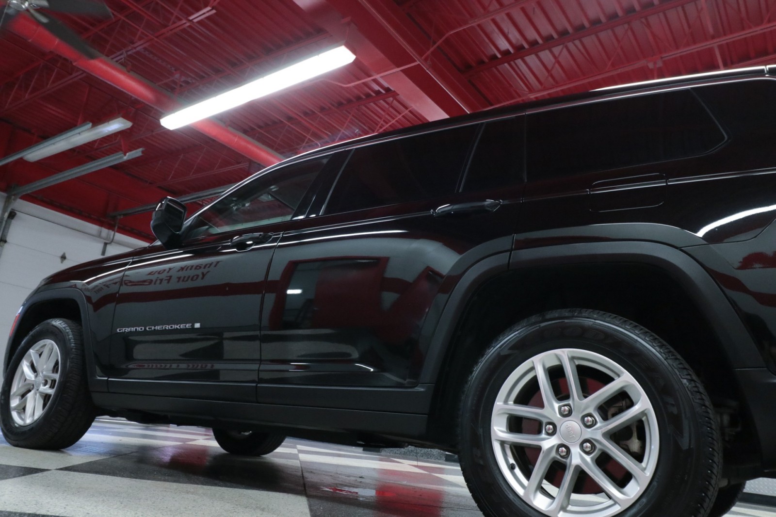 Used Car 2023 Jeep Grand Cherokee L  Laredo For Sale Under $30,000 In Austin, Texas