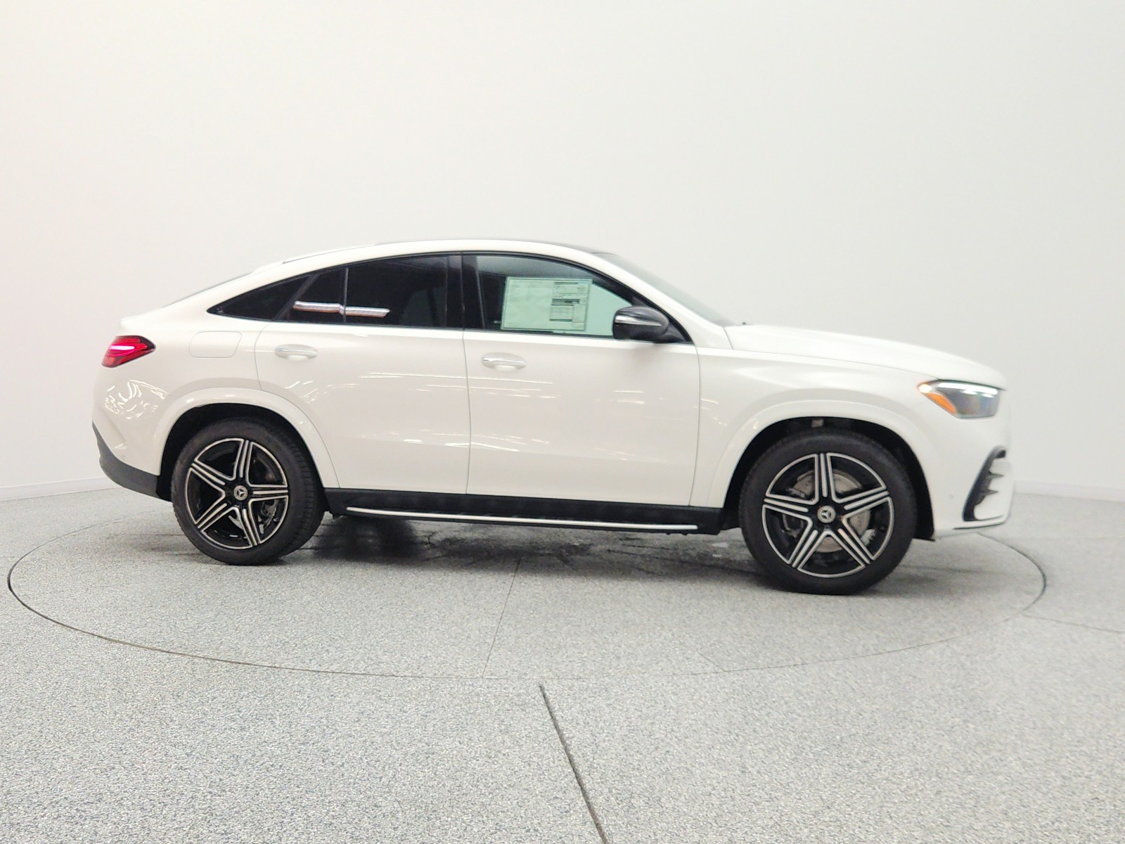 New 2026 Polar White Mercedes-Benz GLE 450 4MATIC® Coupe image 4