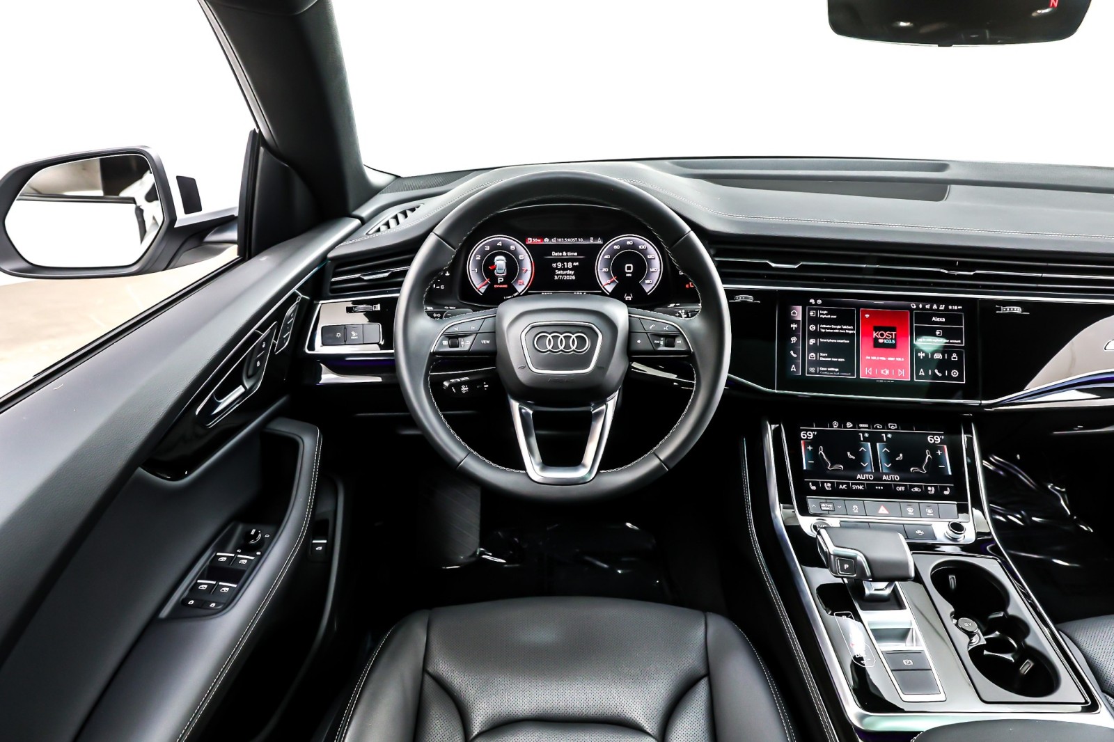 Used 2024 Glacier White Metallic Audi Premium Plus 55 TFSI quattro image 6