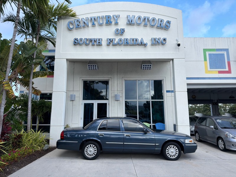 2007 Mercury Grand Marquis LS LOW MILES 52,599 1 OWNER in ,