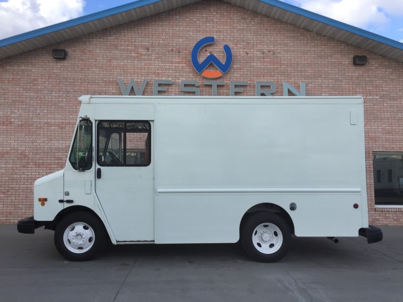 2003 workhorse step van
