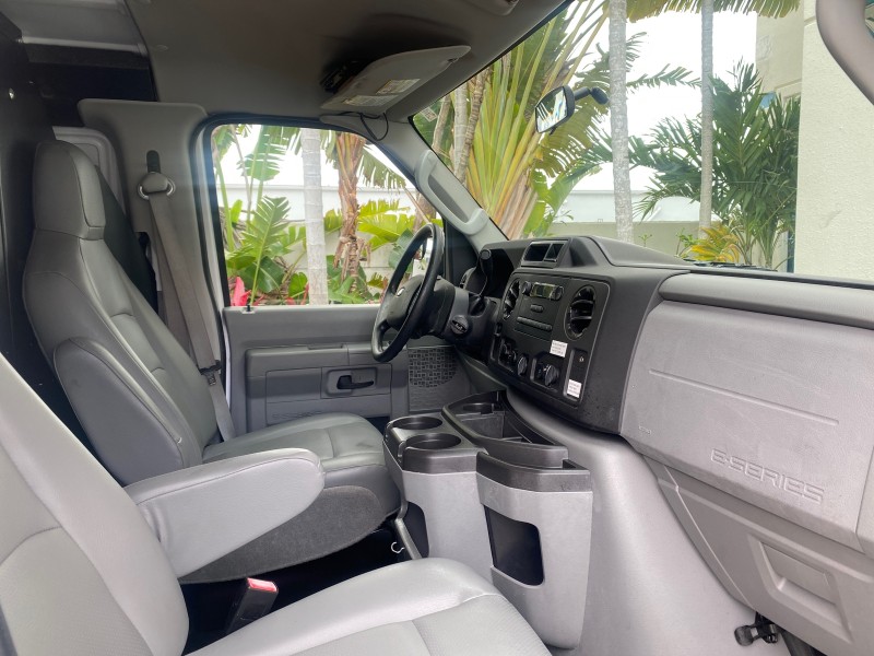 2014 Ford Econoline Cargo Van EXTENDED LOW MILES 6,380 1 OWNER in , 