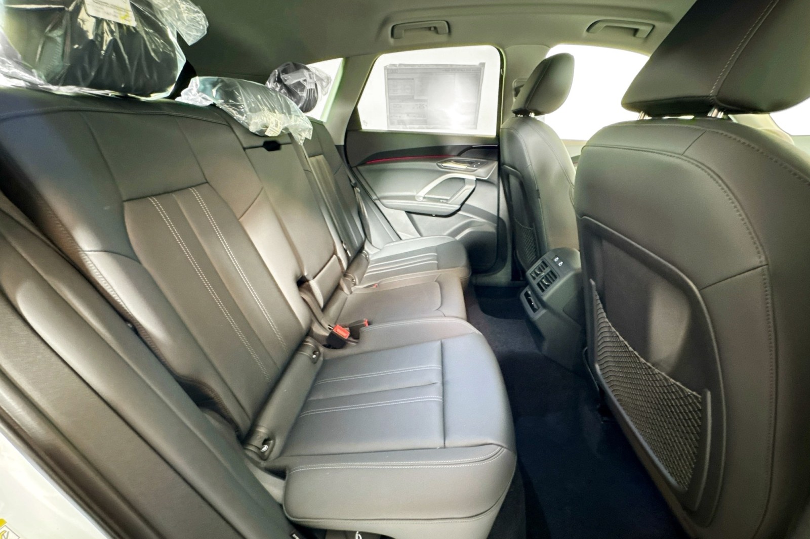 New 2025 Arkona White Audi Premium 2.0 TFSI quattro image 23