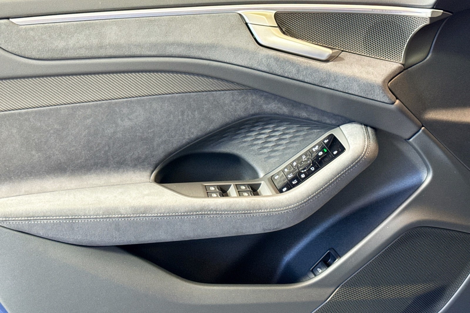 New 2026 ASCARI BLUE Audi Prestige quattro image 15