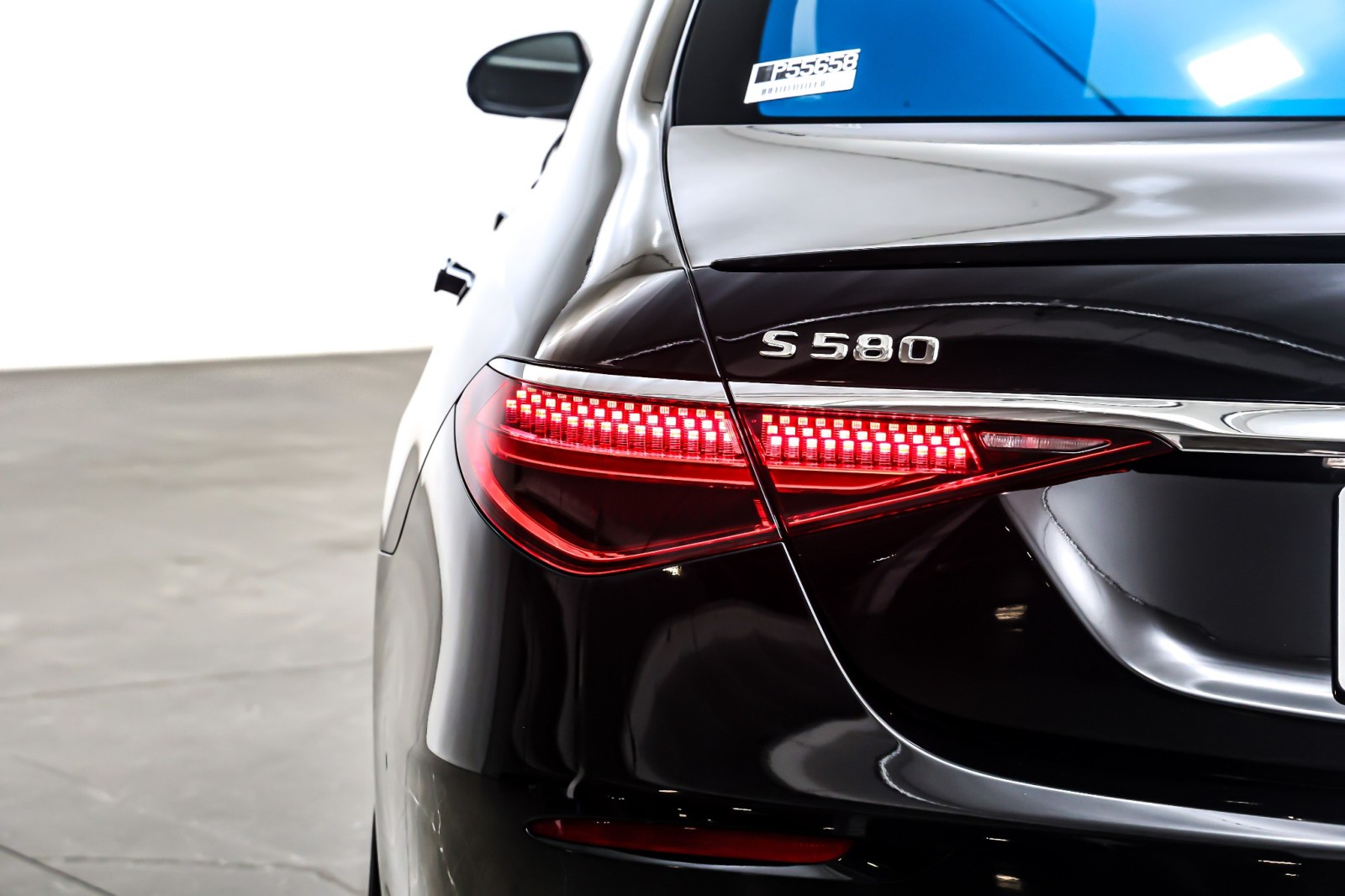 Certified Used 2025 Black Mercedes-Benz S 580 4MATIC® Sedan image 17