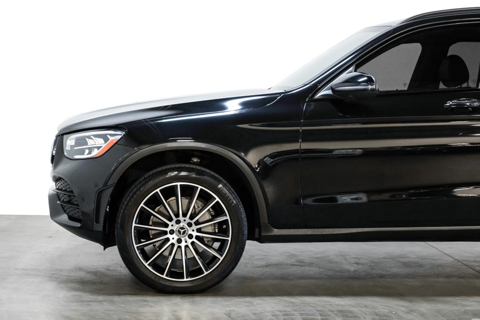 2021 Mercedes-Benz GLC 300 AMG SportLine 20Alloys PanoRoof HeatedSeats 9