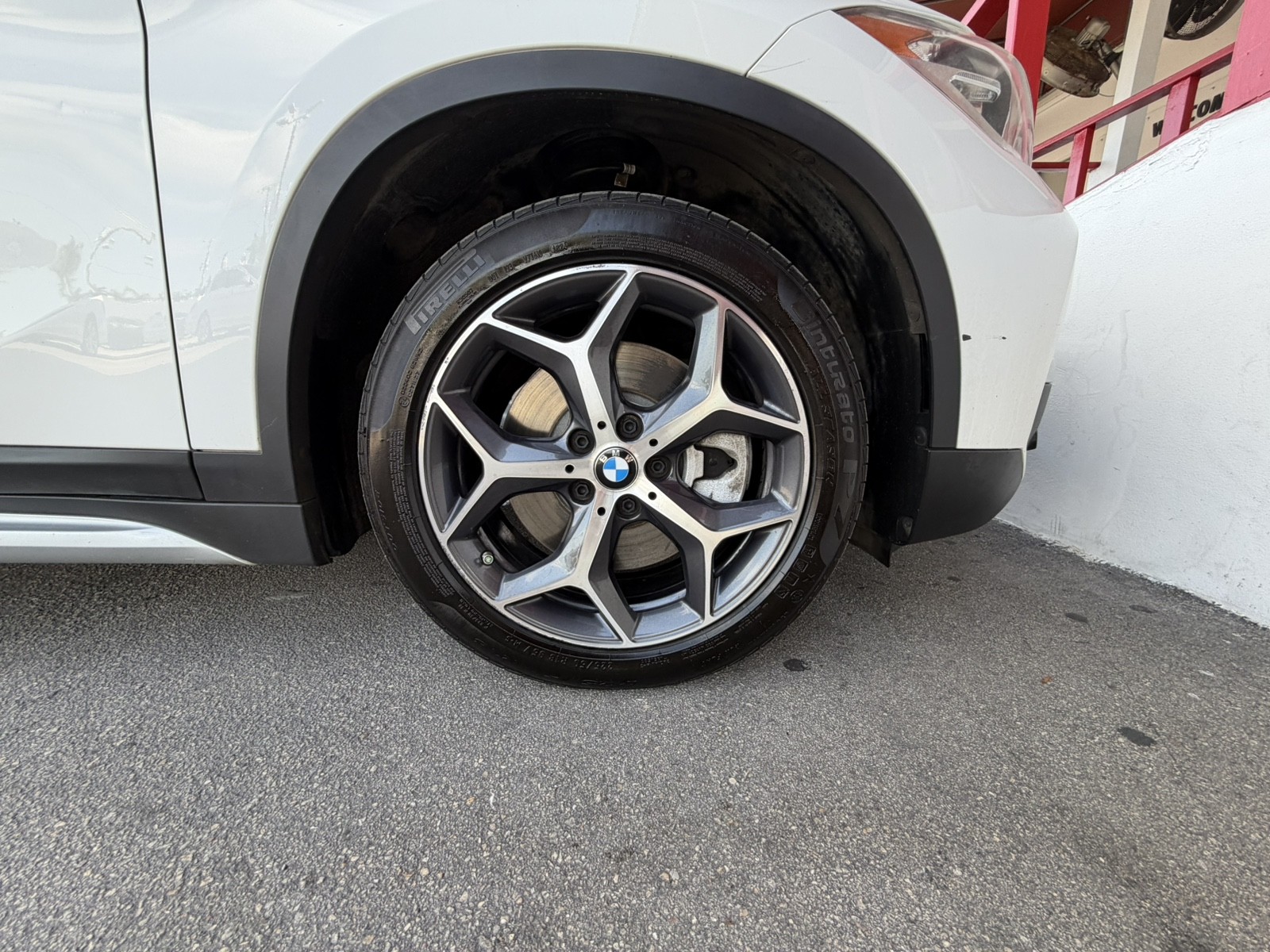 2019 BMW X1 - $14,977