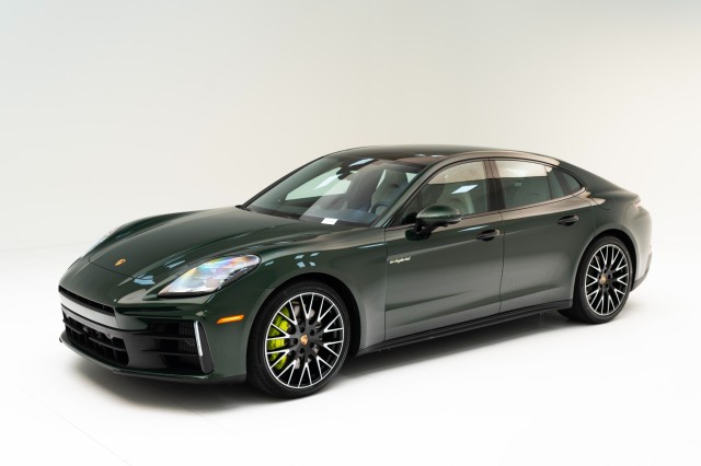 2025  Panamera 4 E-Hybrid in , 