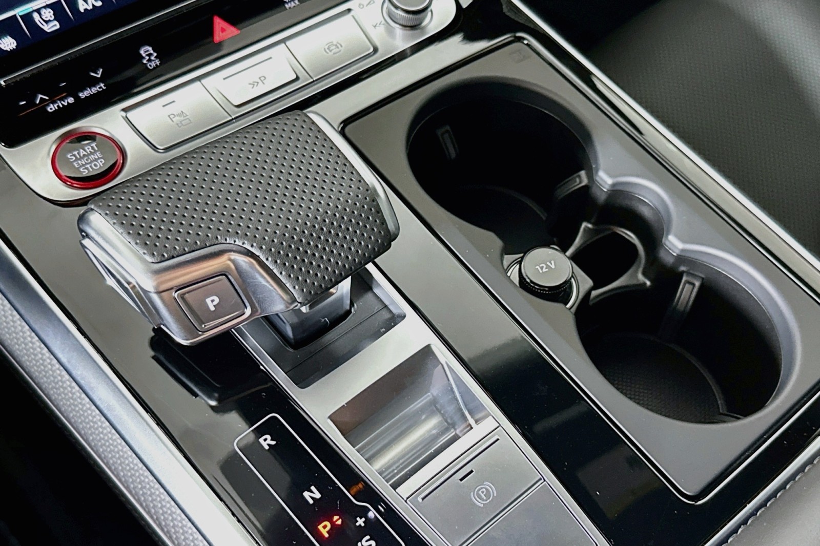 New 2026 Mythos Black Metallic Audi performance image 7