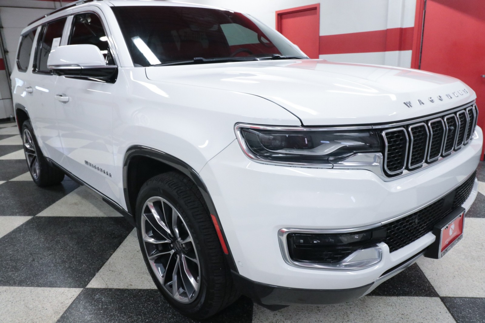 Used Car 2022 Jeep Wagoneer  Series Iii For Sale Under $35,000 In Austin, Texas