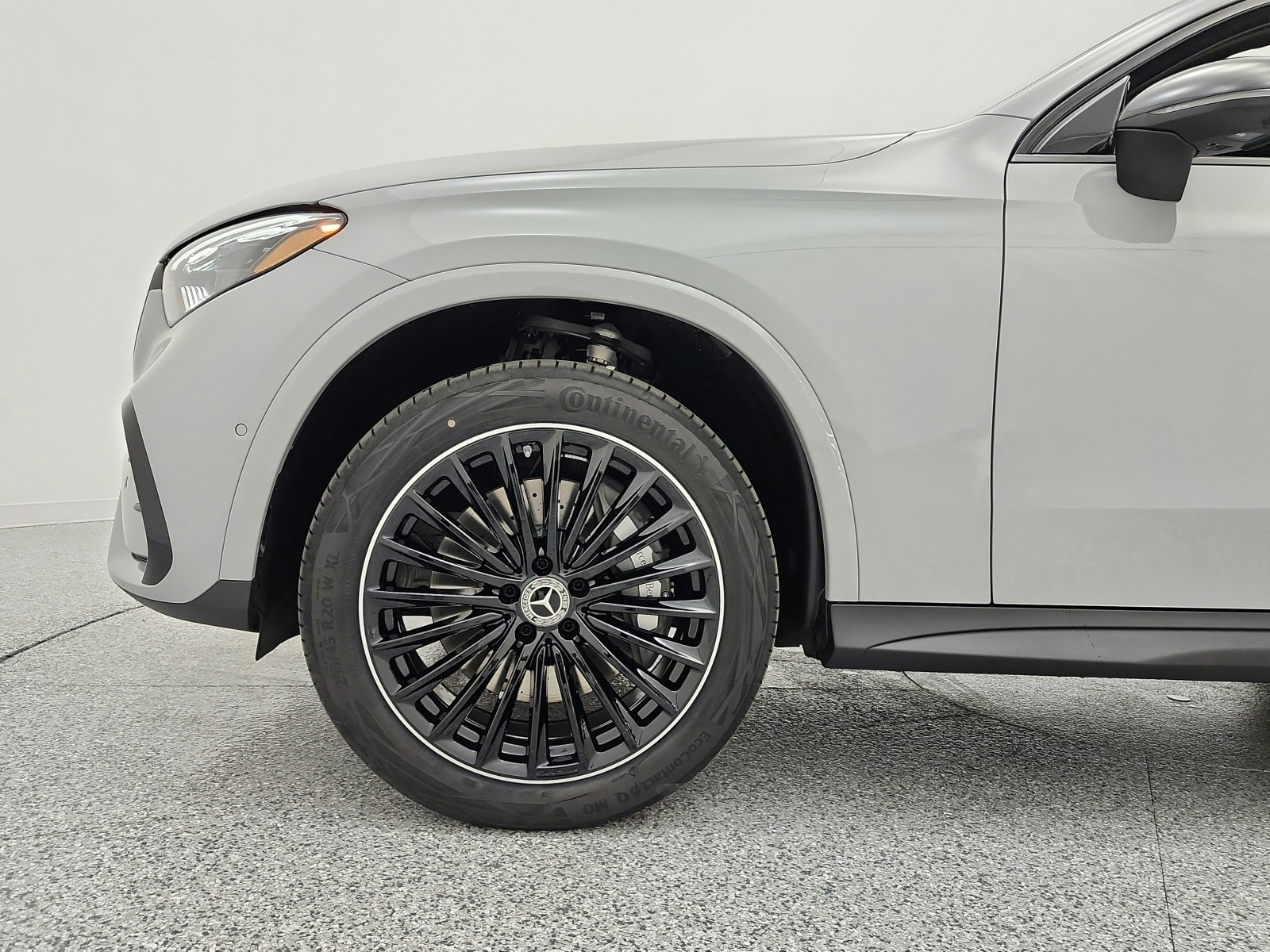 New 2026 MANUFAKTUR Alpine Grey Mercedes-Benz GLC 300 image 12