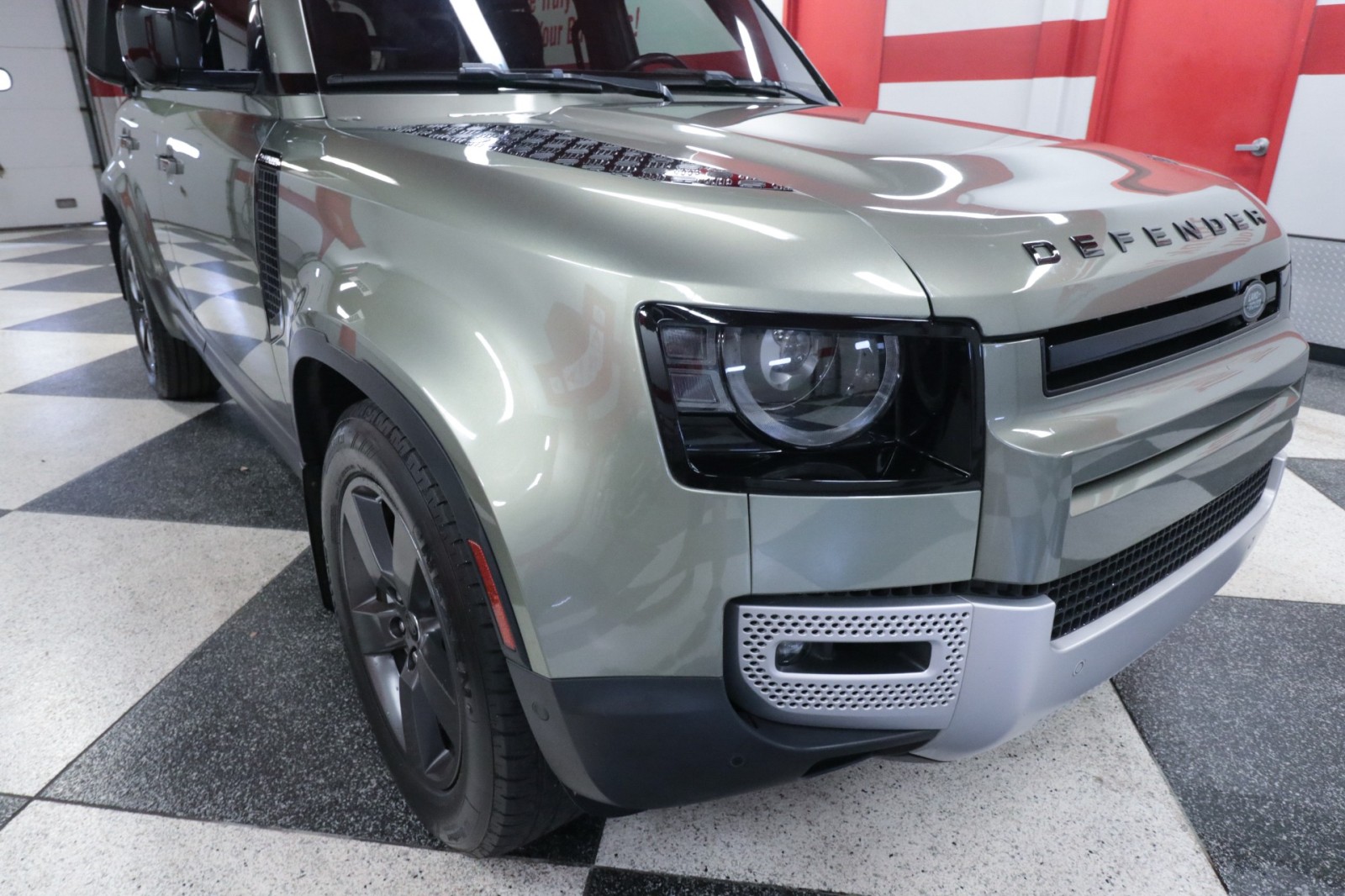 Used Car 2020 Land Rover Defender  Se For Sale Under $40,000 In Austin, Texas