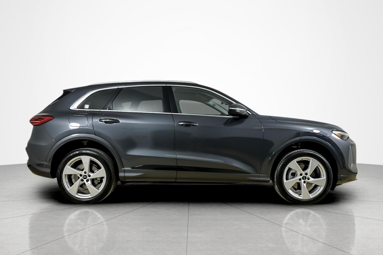 Used 2026 Tambora Gray Metallic Audi Premium Plus 2.0 TFSI quattro image 6