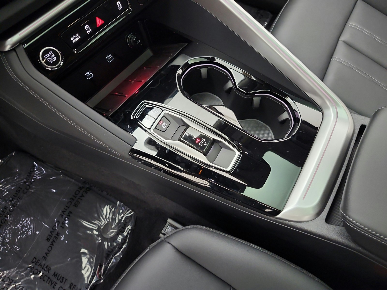 New 2026 District Green Metallic Audi Premium 2.0 TFSI quattro image 9