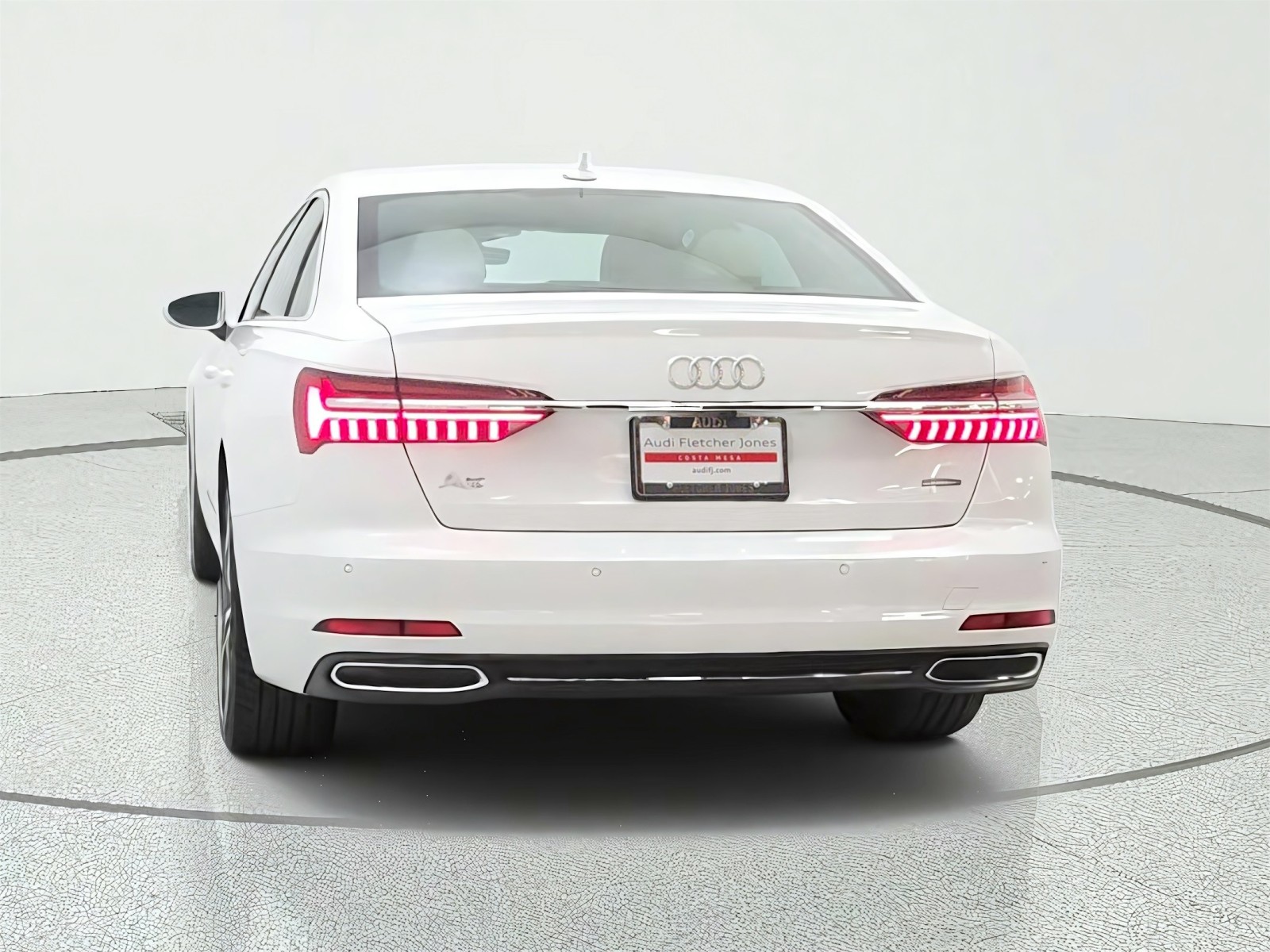 Used 2023 Ibis White Audi Premium image 6