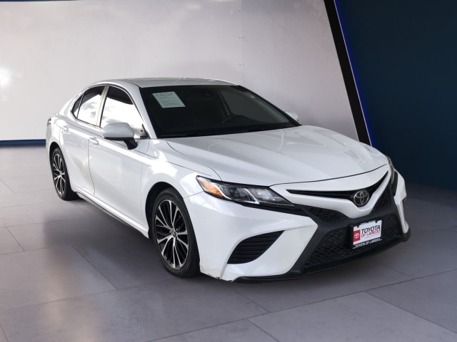 2020 Toyota Camry SE 7