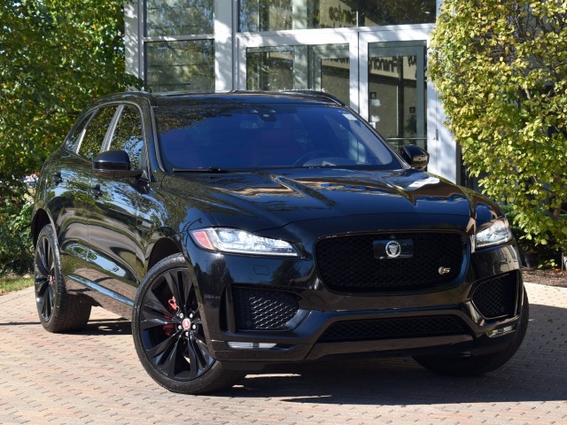 2017 Jaguar F-PACE S AWD Tech Pkg. Driver Assist Pkg. 22 Wheels Comfort & Convenience Pkg. Pano Roof Head Up Display MSRP $73,034 6