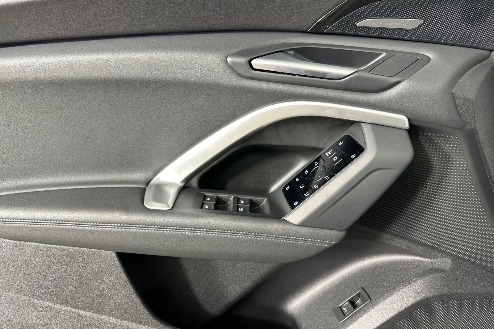 New 2025 Tambora Gray Metallic Audi Premium Plus 2.0 TFSI quattro image 10