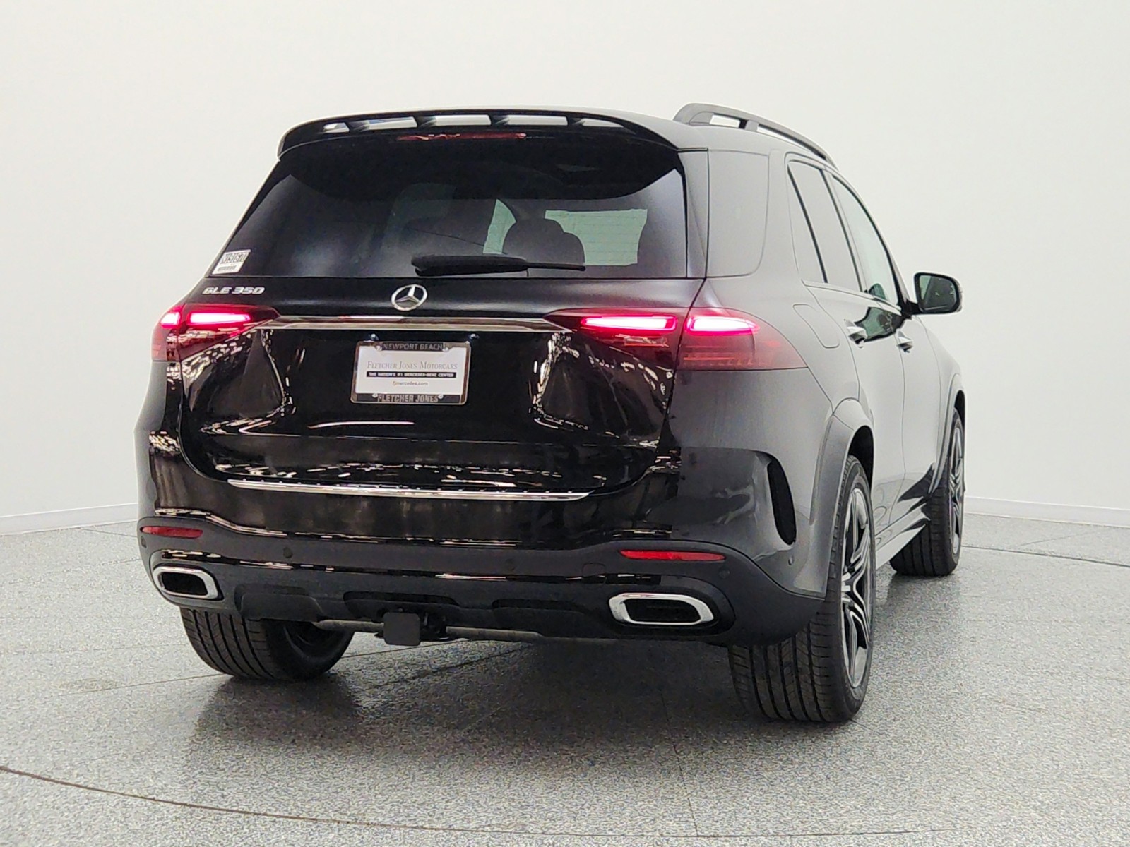 New 2026 Obsidian Black Metallic Mercedes-Benz GLE 350 SUV image 6
