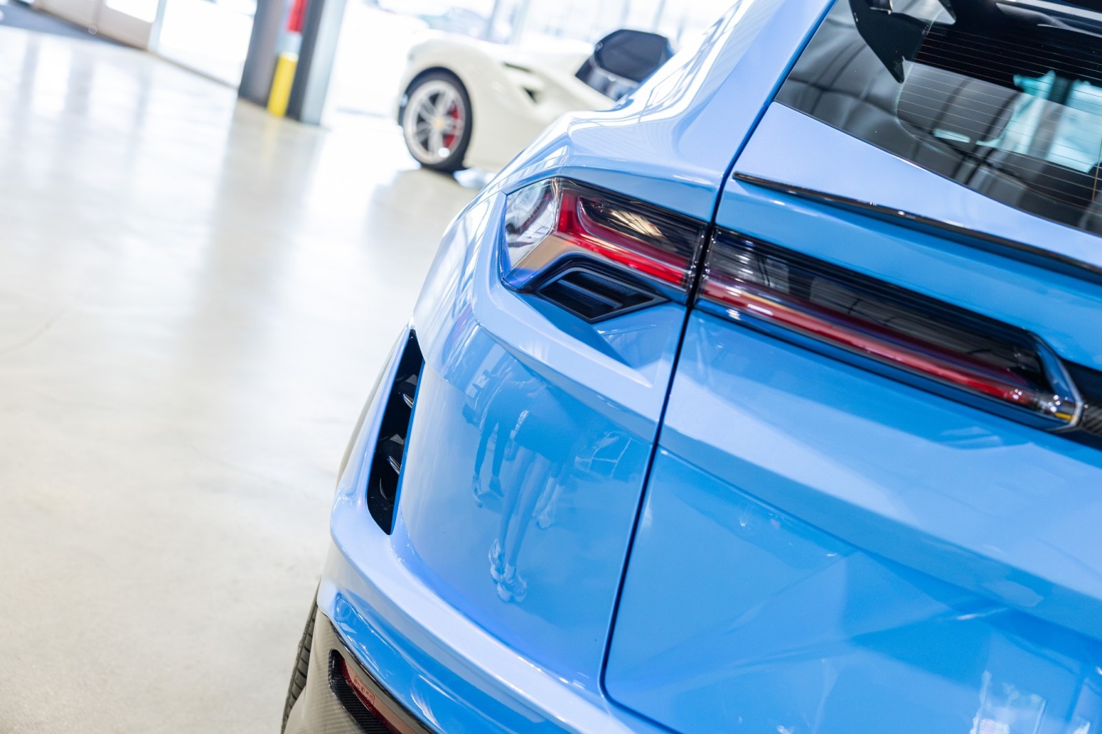 2024 Lamborghini Urus Performante - Photo 18