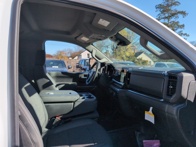 2025 Chevrolet Silverado 2500HD LT 17