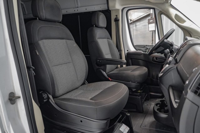 2021 Ram ProMaster Cargo Van  31