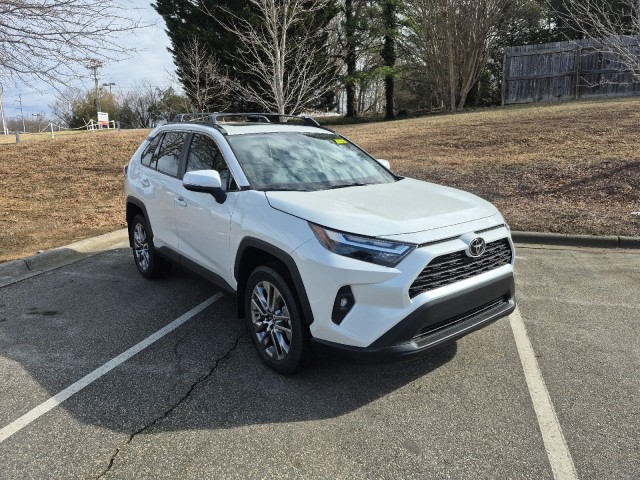 2025 Toyota RAV4 XLE Premium FWD
