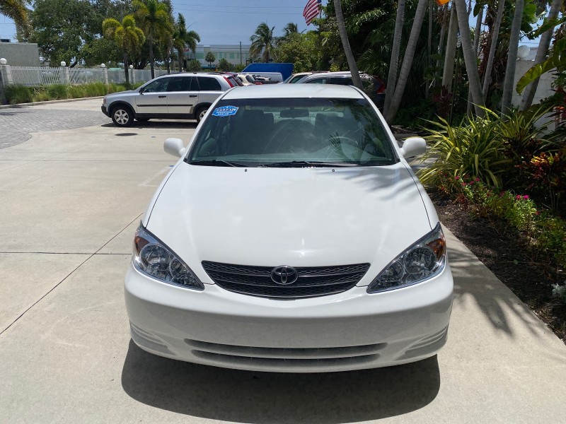 2003 Toyota Camry LE LOW MILES 61,005 in , 