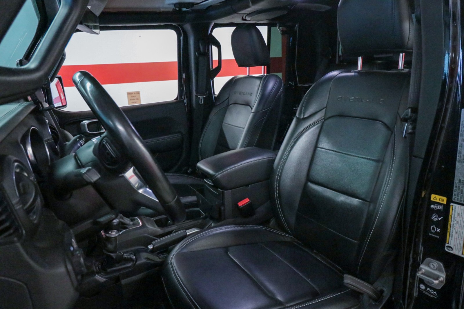 Used Car 2022 Jeep Gladiator  Overland For Sale Under $35,000 In Austin, Texas