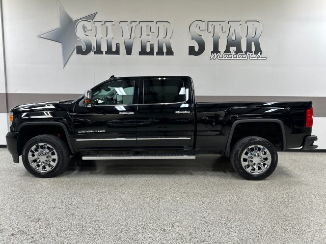 2018 GMC Sierra 2500HD Denali 4WD Duramax in , 