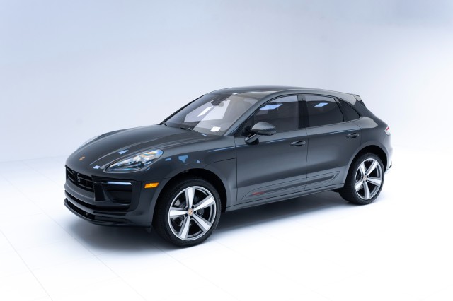 2024  Macan  in , 