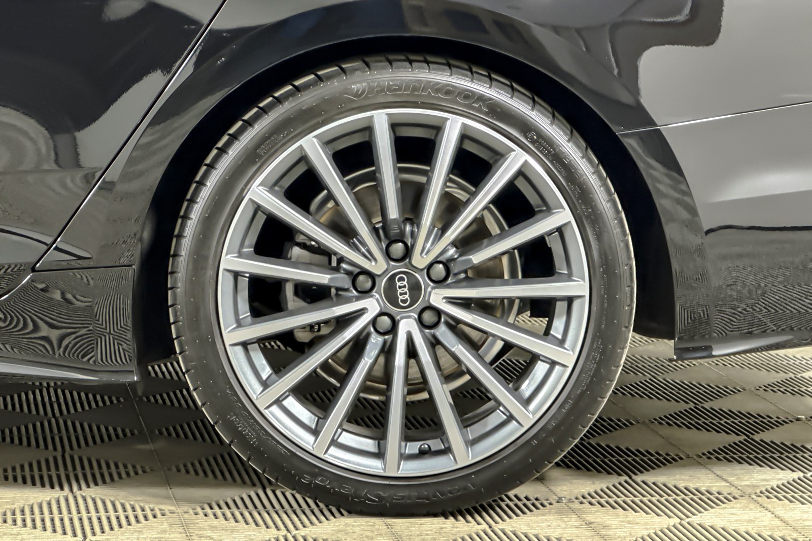 Used 2023 Brilliant Black Audi Premium Plus 40 TFSI quattro image 23