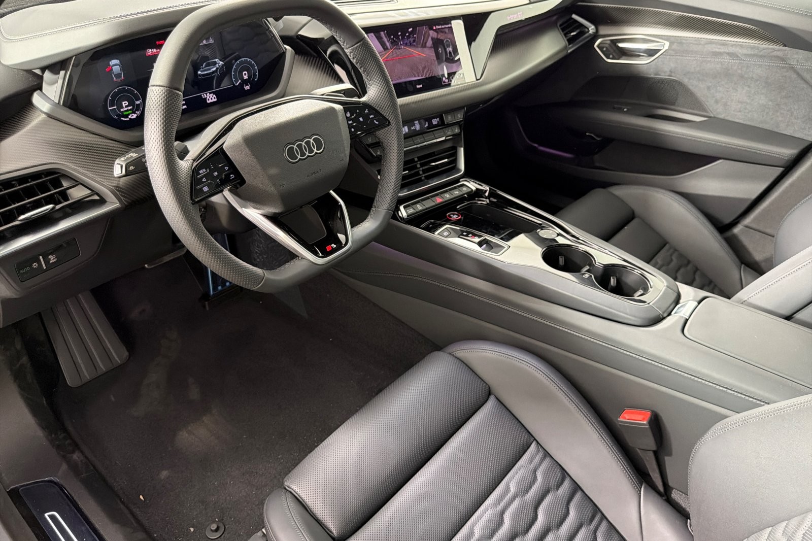 New 2026 Florett Silver Metallic Audi Premium Plus quattro image 9