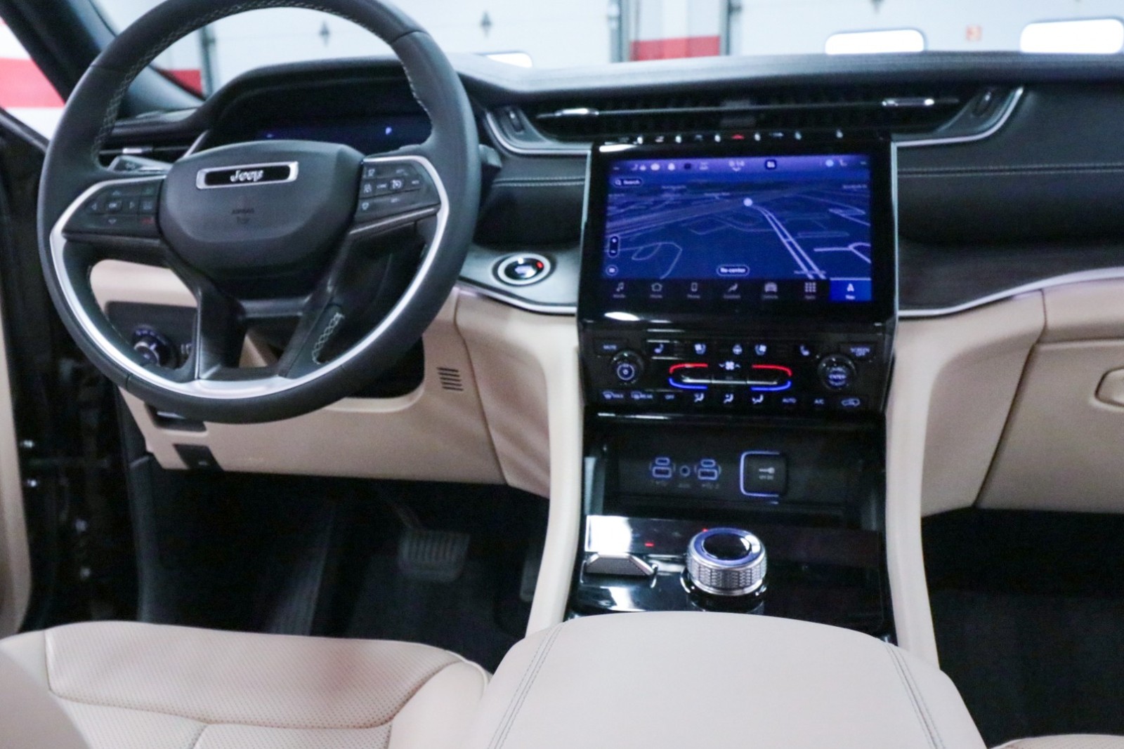 Used Car 2024 Jeep Grand Cherokee L  Limited For Sale Under $35,000 In Austin, Texas