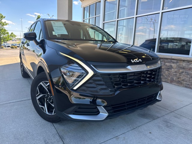 View vehicle photo 2