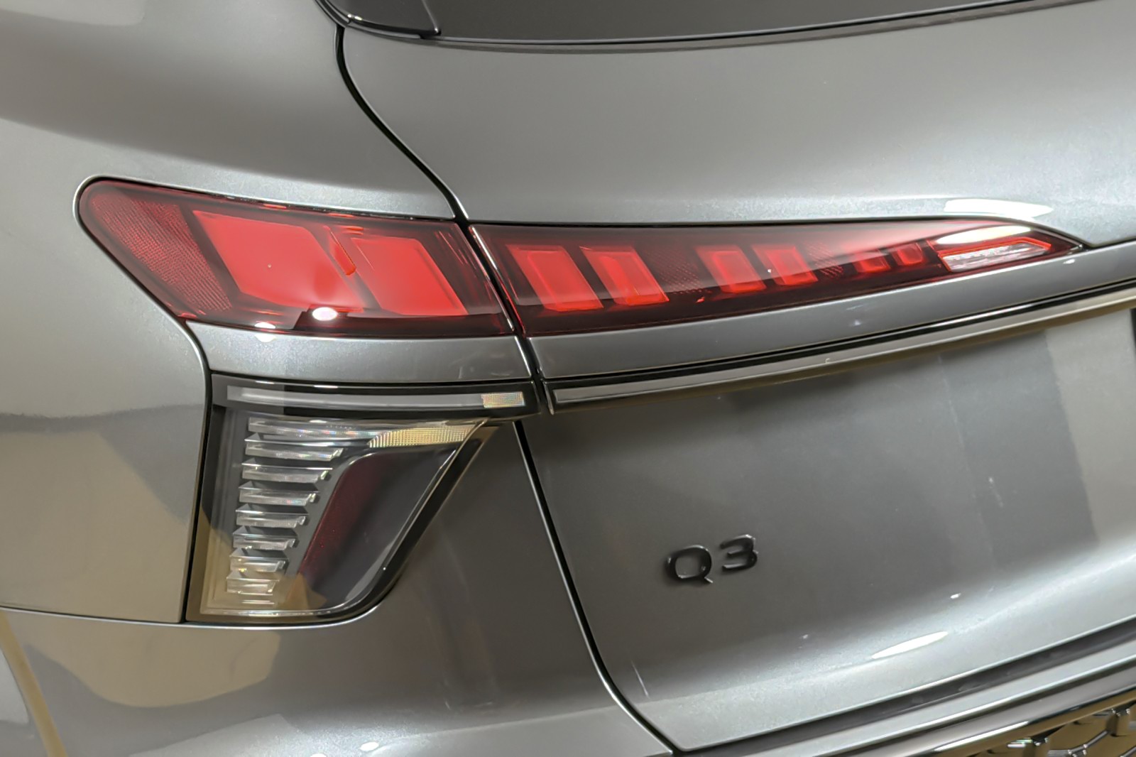 New 2026 Daytona Gray Pearl Effect Audi S line quattro image 27