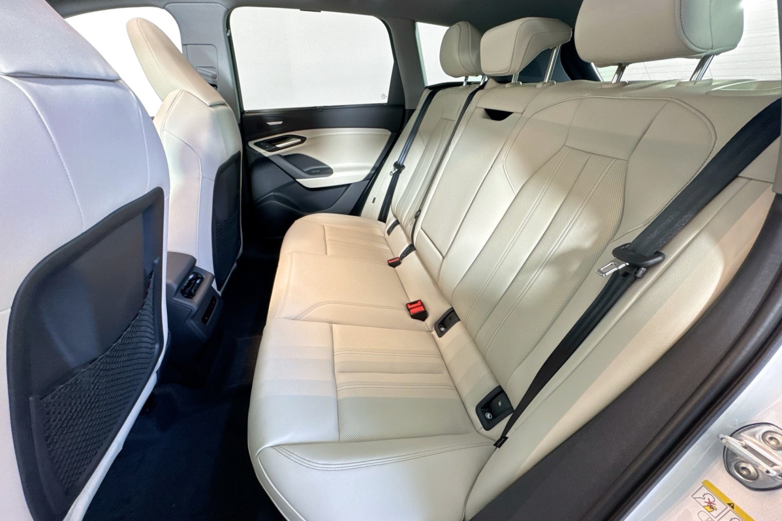 New 2025 Glacier White Metallic Audi Premium Plus quattro image 21