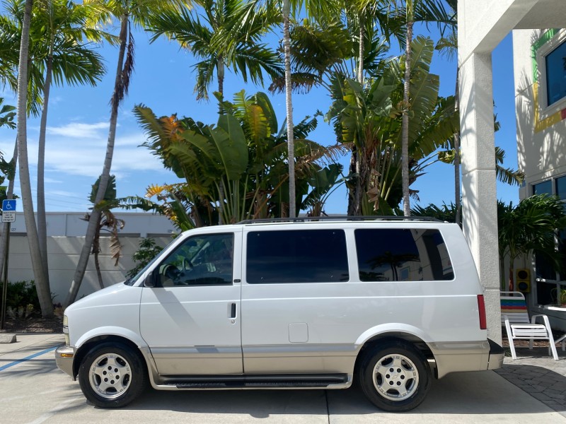 2005 Chevrolet Astro Passenger LT LOW MILES 67,376 1 OWNER in , 