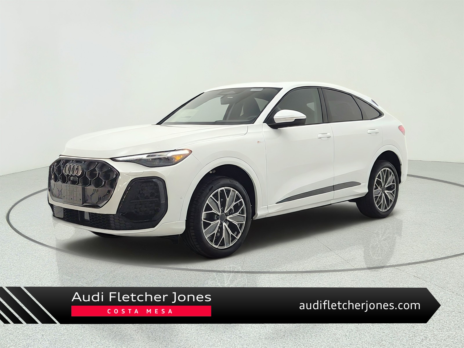 Glacier White Metallic 2026 Audi Q5 Sportback Sedan All-Wheel Drive Automatic