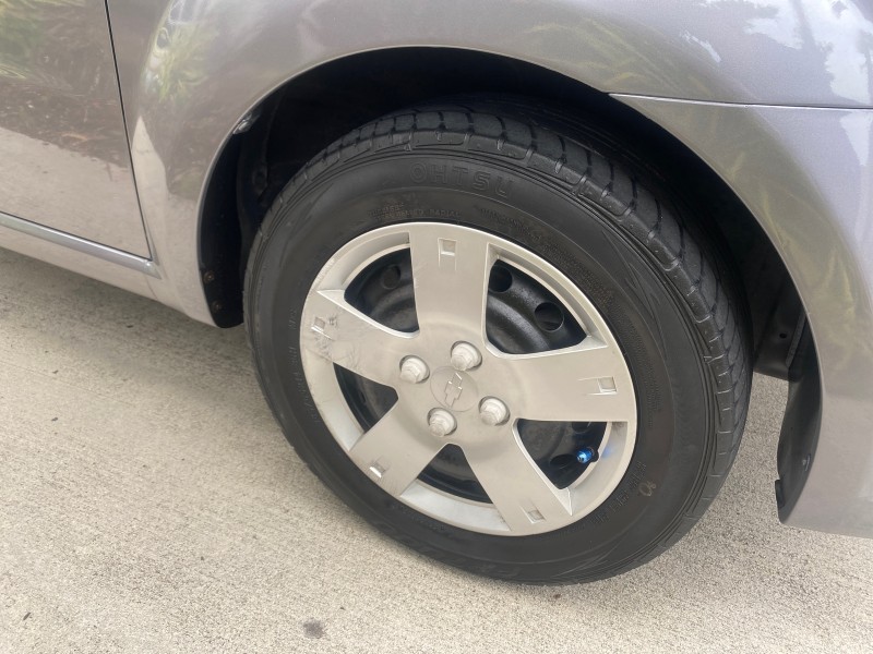 2011 Chevrolet Aveo LS LOW MILES 18,766 in , 