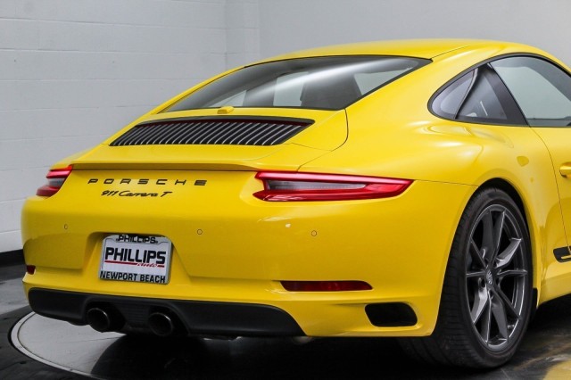 2018 Porsche 911 Carrera T 11