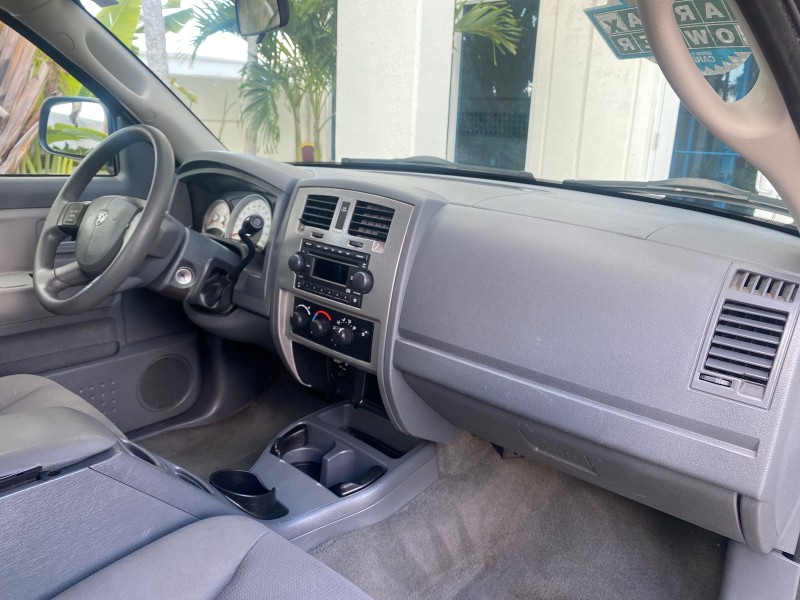 2006 Dodge Dakota SLT CLUB CAB LOW MILES 55,990 in , 