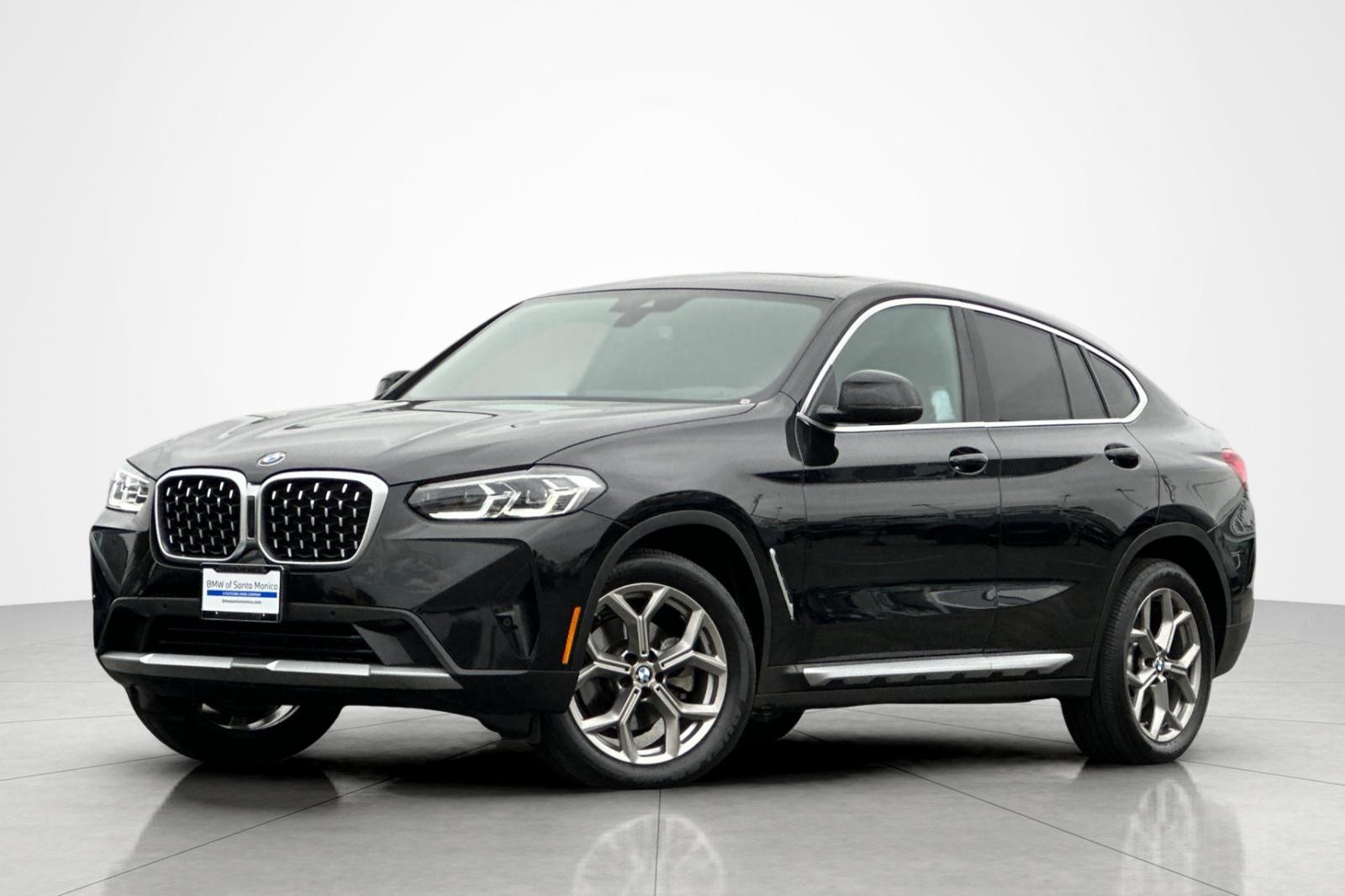 2025 BMW X4