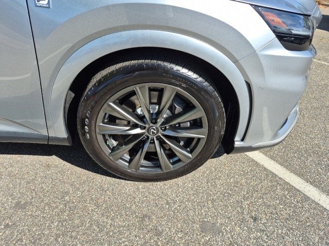 LexusRX18