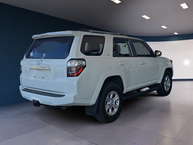 2022 Toyota 4Runner SR5 5