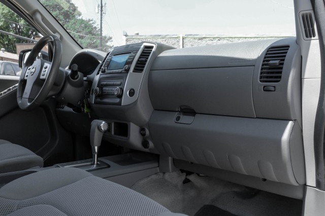 2017 Nissan Frontier SV V6 12