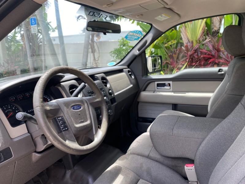 2010 Ford F-150 4 DR CREW XL LOW MILES 34,625 in , 
