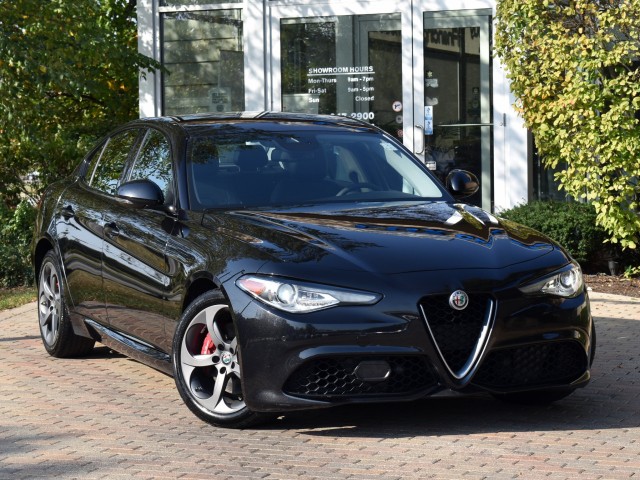 2017 Alfa Romeo Giulia Ti AWD Sport Navi Leather Sport Dual Sunroof Xenon Heated Front Seats Driver Assist H/K Sound Blind Spot Rear Camera MSRP $49,690 6