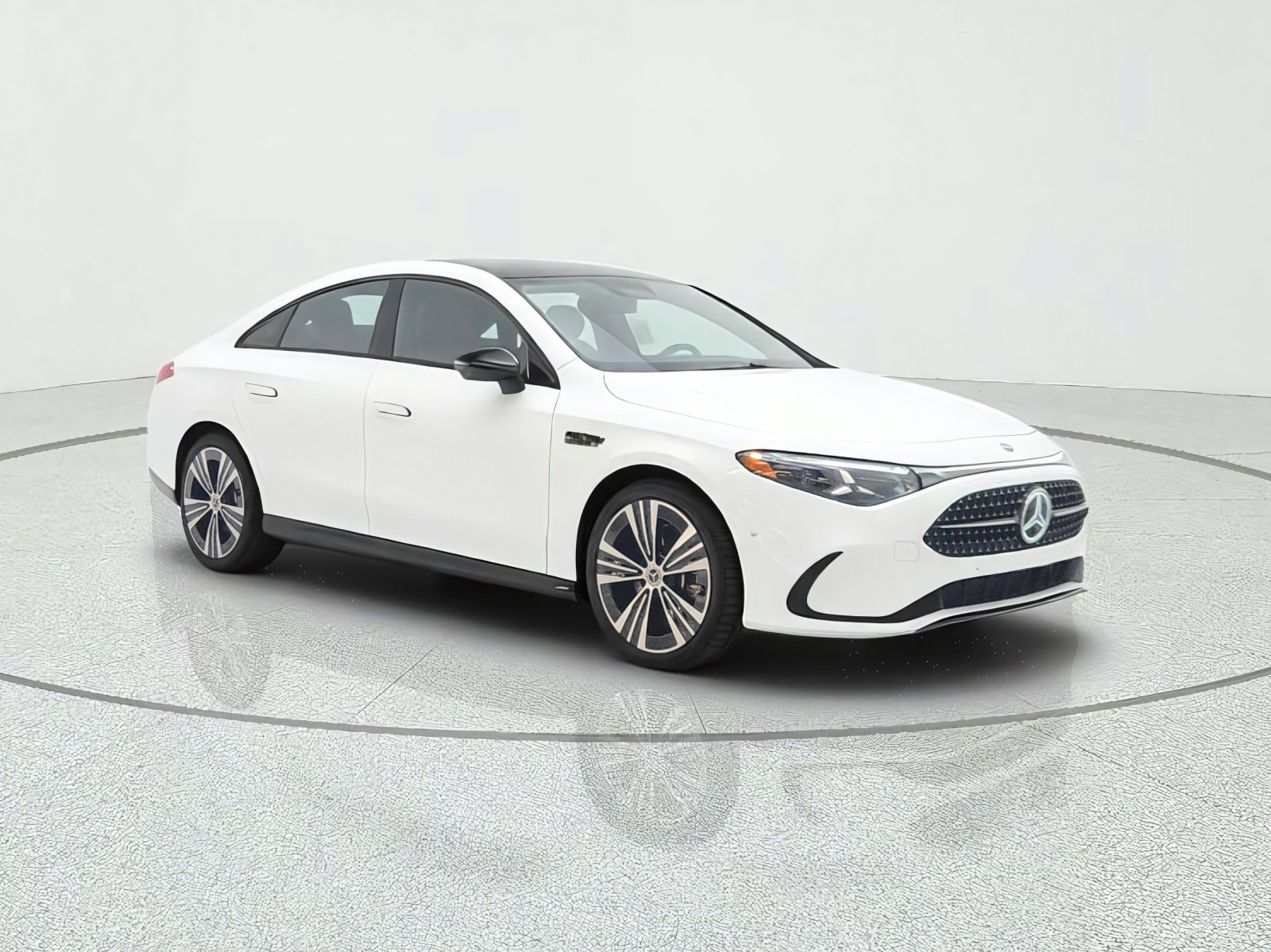 New 2027 Polar White Mercedes-Benz CLA 220 Hybrid FWD image 3